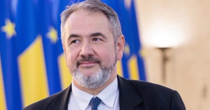 Oktatási miniszter: mentesíteni kell a tanárokat a túlzott papírmunka alól